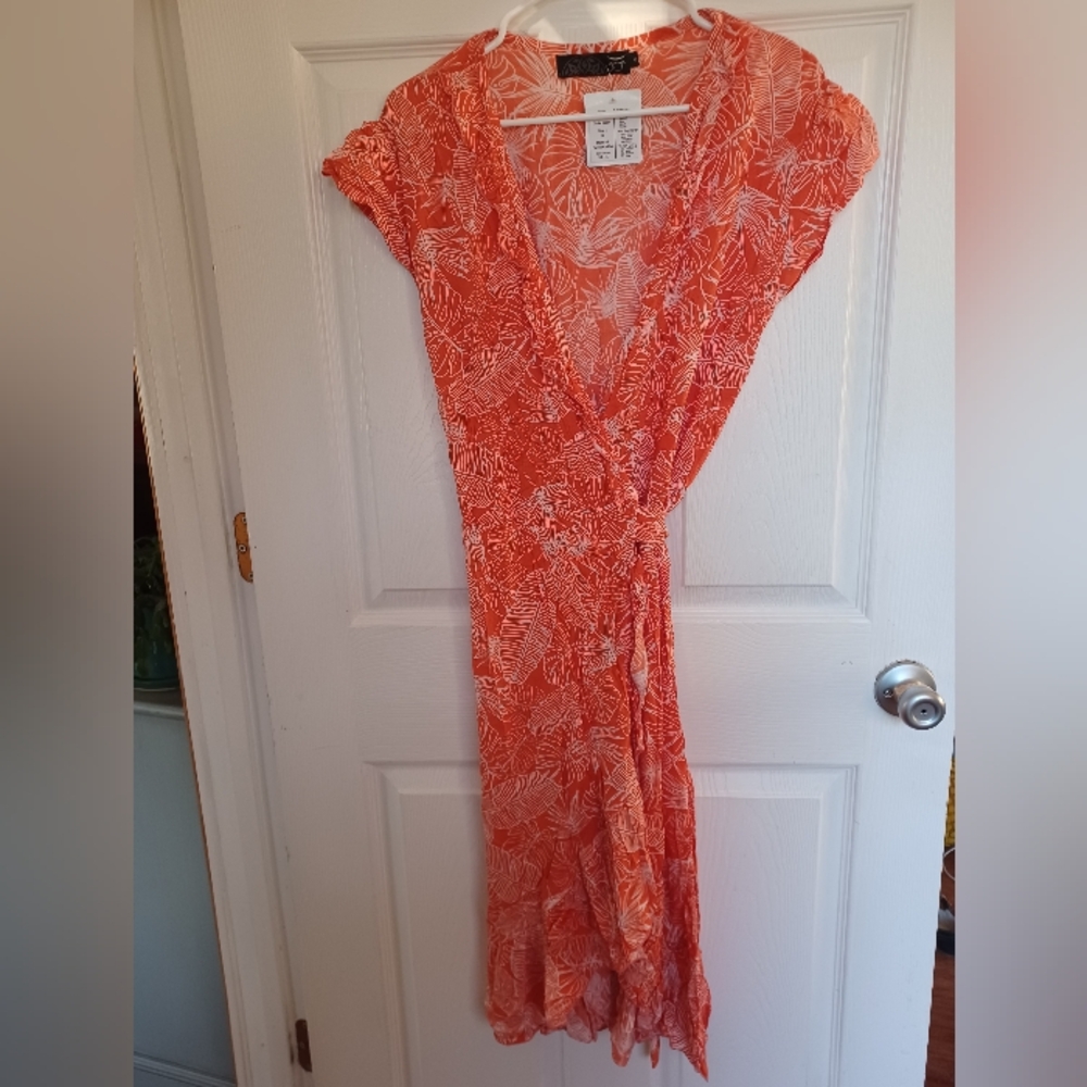 NWT Gaya Tropical Wrap Dress